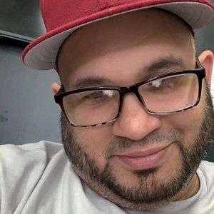 Meet your Posher, Raymond